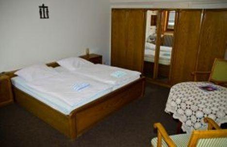 Nikolauskloster Guest house Juchen